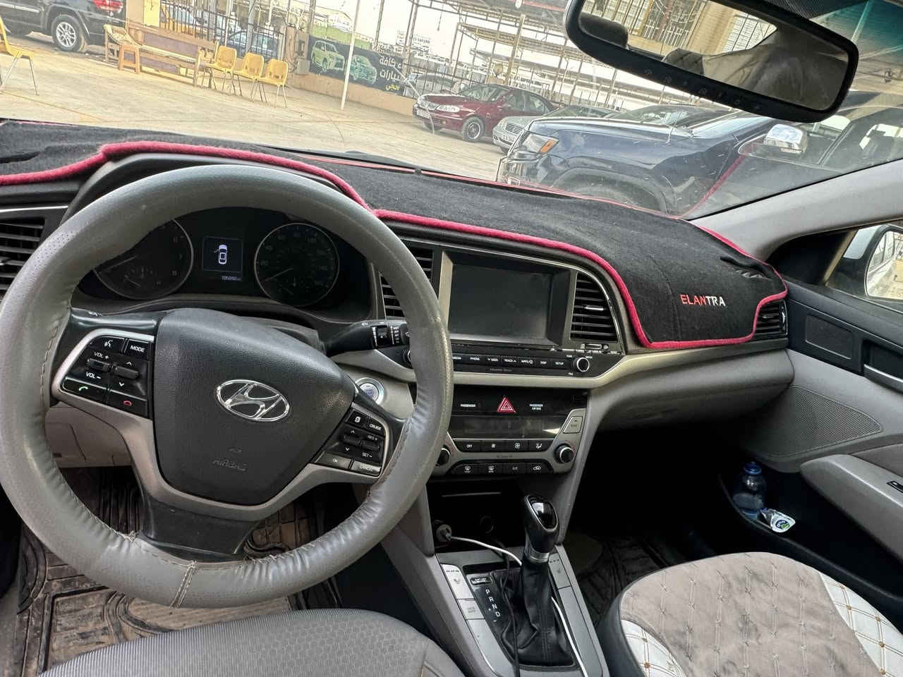 السلام عليكم 

النترا 2018 امريكي مكفوله حادثها فقط الدعاميه 

فول مواصفات 

فتحه - بصمه - نقط عمياء -حساسات - كامره -تحكمات جهتين 

السعر 125 بيها مجال قليل 

ديالى بعقوبه او الخالص 
***********
