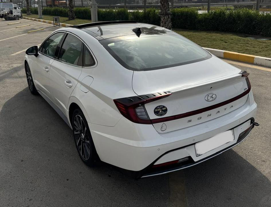 السلام عليكم
للبيع سوناتا موديل 2022 خليجي فول مواصفات 1/1 محرك المرغوب 2500تنفس طبيعي 4سلندر 
بانوراما 
بردات خلفيه 
حساس خلفي امامي 
رادارات 
مري شفط 
اي استفسار الاتصال على الرقم ***********
