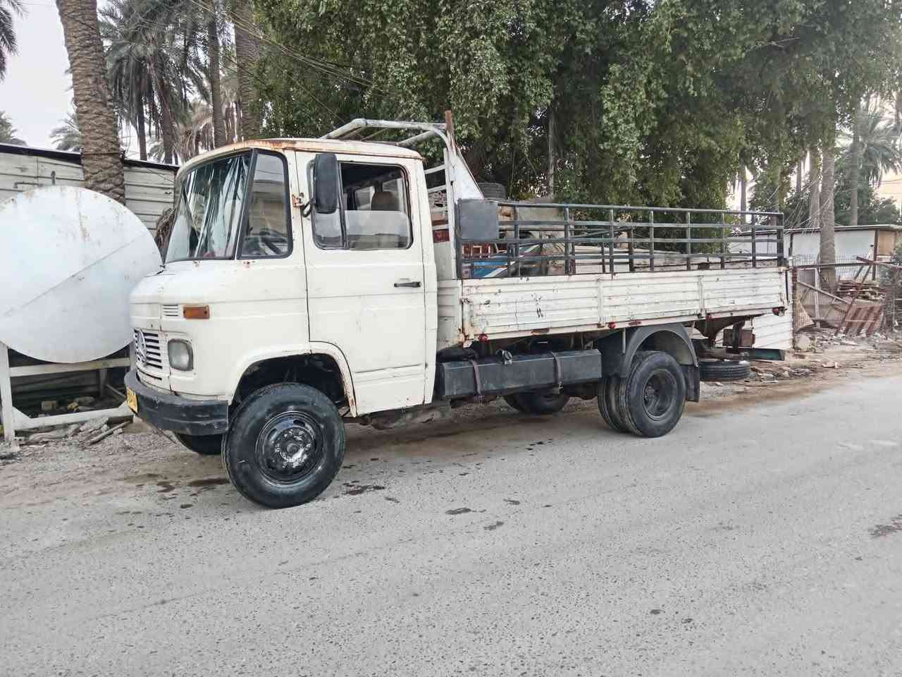 السلام عليكم
مارسدس خرسة 81 بلادية محرك ستندر المكان بغداد الدورة السعر 5 مليون الاتصال على الرقم ***********
