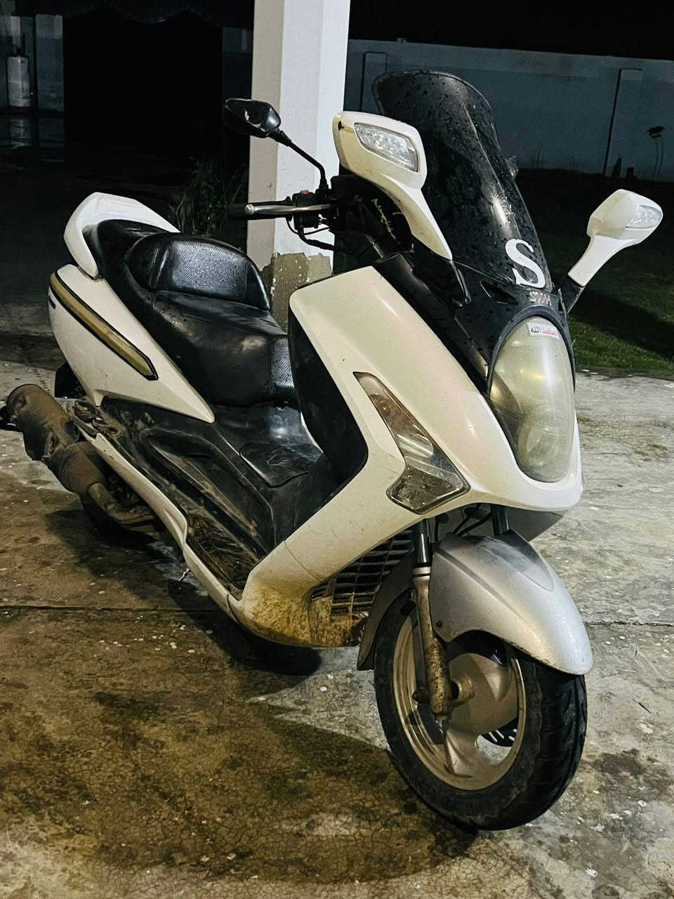 سلام عليكم دراجة البيع خير من الله كامله ما بيه اي نقص اوراق اصولي ***********
