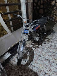 دراجه ارشا للبيع محرك ستوته موديل 20 وعارضينها للبيع سعر على رقم وتصل ...