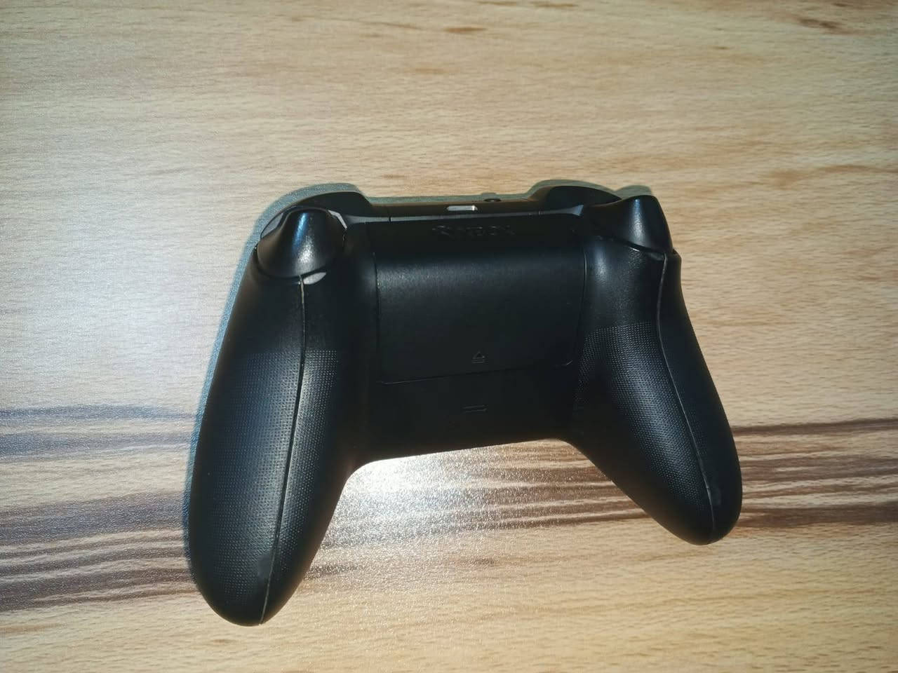 xbox series x للبيع 
جهاز xbox series x مستعمل نضيف جدا نسخه 1 تيرا 

الجهاز نضيف استعمال خفيف مع كامل اغراضه نضيفه 

مكاني كربلاء 

سعر 700 بي مجال بسيط
للتواصل: ***********
