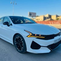 فول مواصفات بصمة بارنوما فتحة سقف   اللون : ابيض موديل 2022 سعه المحرك...