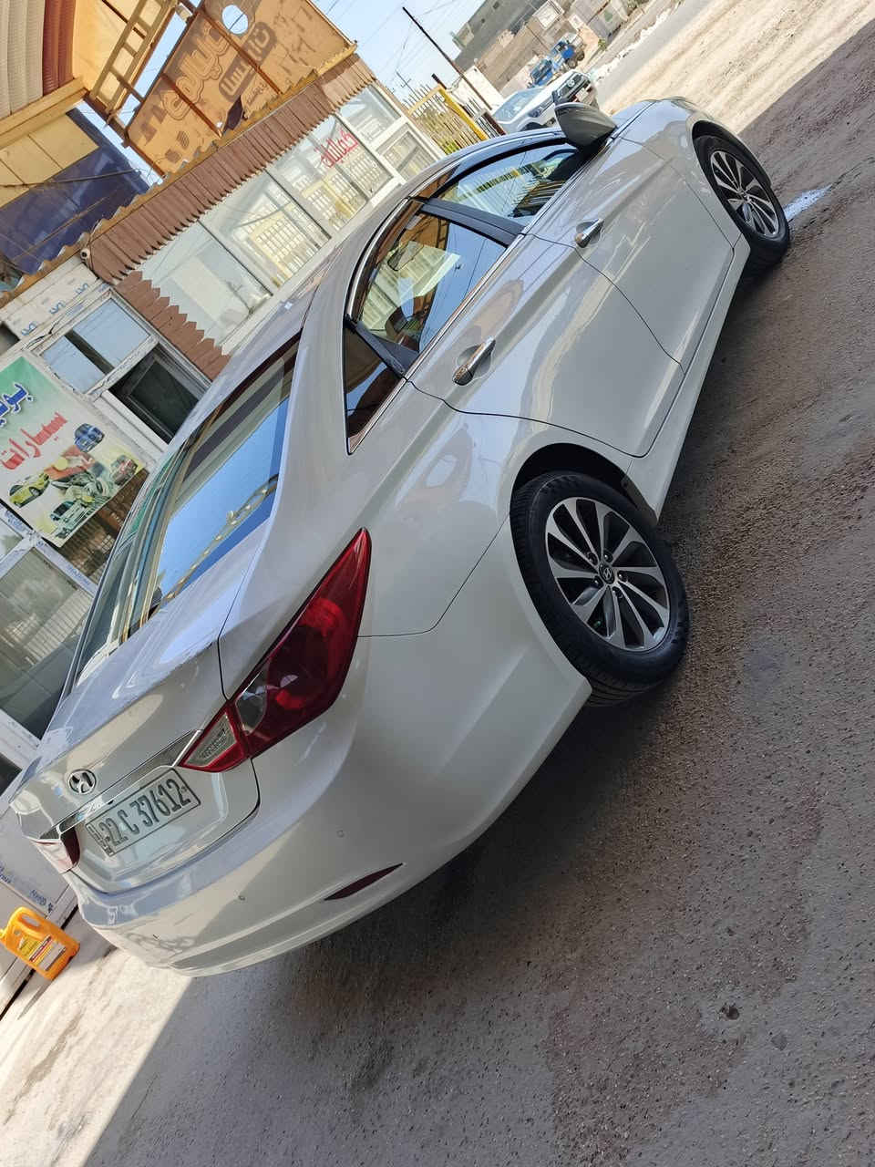 سلام عليكم
سوناتا 13خليجي 
مكينه2400دوش شفتات ستيرن تحكمات تبريد قطعتين 
سياره جاهزه من كلشي كفاله عامه رقم وسنوية وهزه جدد سنويه 2032 السعر 128
العنوان بابل ***********
