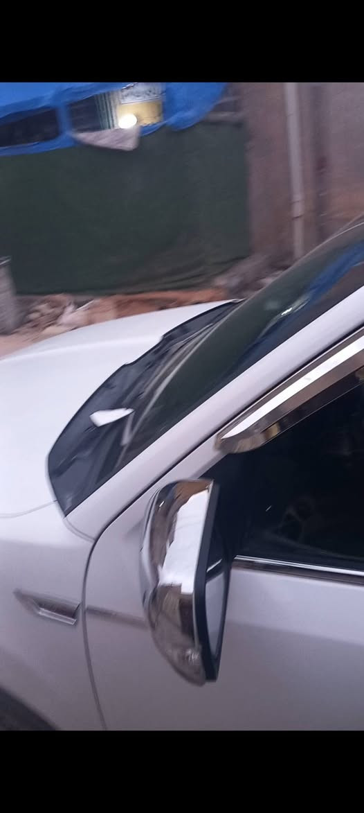 السلام عليكم 
شرفني الأخ محمد وتم تجهيز سيارة بالمواد التالية 
مظلات بيكل
سفايف نيكل  أبواب خارجية 
كفر مراية نيكل 
وجميع المواد كوري موبز كوري اصلي ظمان الجودة والصناعة 
العنوان بغداد مدينة الصدر ***********وات ساب ماسنجر اتصل واني بخدمتك
