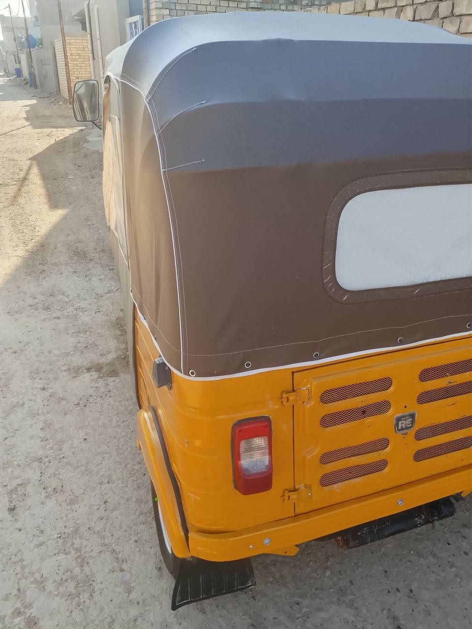 سلام عليكم تكتك للبيع 19 شهر 12 اوراق المصطفى 7 اصليه بيها بس دوس مكينه خير من الله  لا تنقيص ولا تبخير سعر 4700 ) بغداد الرئاسه ما متواجد عل فيس ***********
