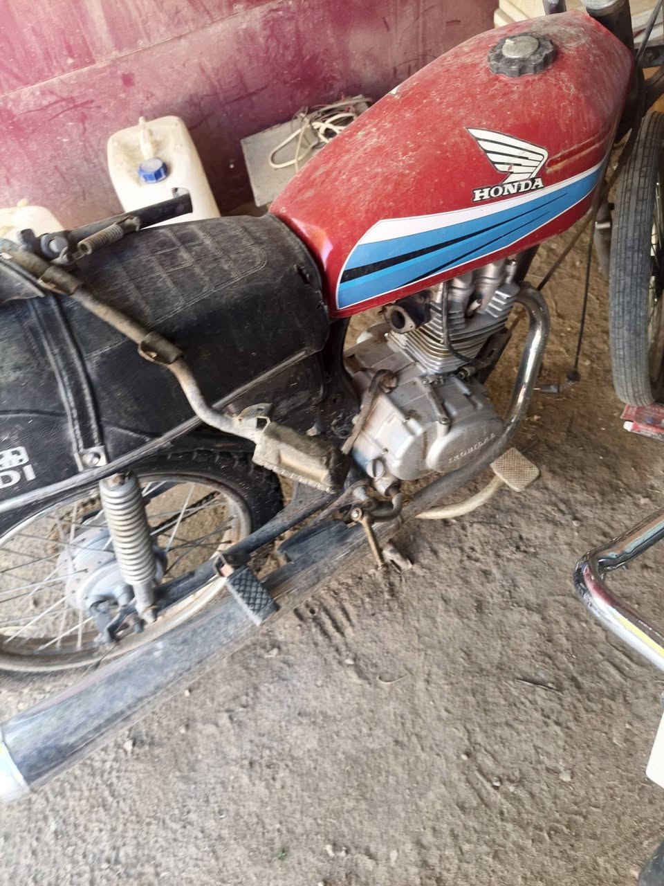 دراجات للبيع السعر 600 بيهن مجال
طويريج ***********
