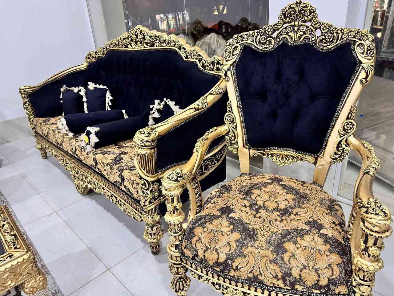 تخم إيفل – درجة أولى
خشب زان أصلي
سفنج سوفت مريح
قماش مقدف عالي الجودة
10 مقاعد + 5 طبلات هديه + 12 كوشه 
ضمان حقيقي
✨ تشطيب راقي وجودة مضمونة
🚚 توصيل مجاني لجميع المحافظات
💰 السعر: مليونين و300ألف
📞 للاستفسار: ‏‪***********
