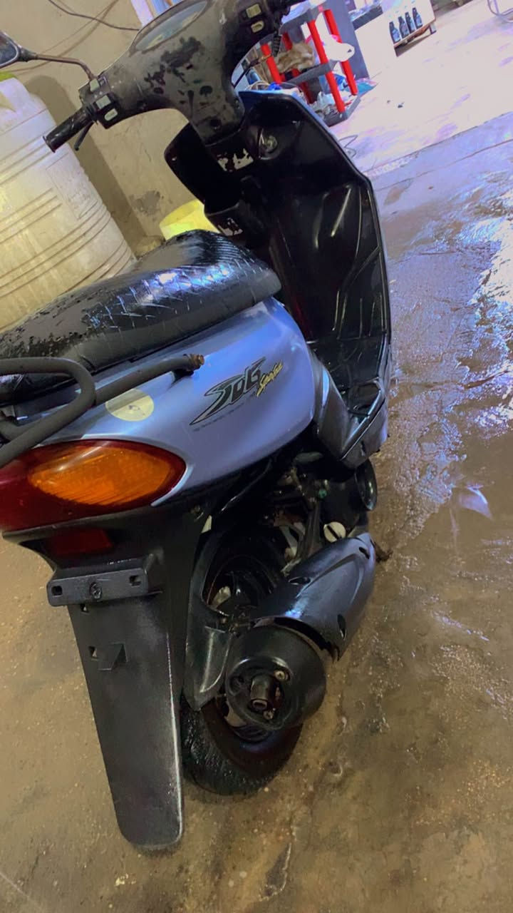 السلام عليكم :

دراجة ماكس سرعة 120 ياباني
بشهر السادس نزلتها حاوية كفالة عامة
اي نقص مابيها وبرغي ممفتوح منها
علا وضع البلاد اوراق كاملة اصولية
شرط تجيب وياك فيتر وتجي تفحص

السعر 550 الف
مكاني شارع فلسطين
هذا رقمي 
((متوفر فقط واتساب *********** ))

ملاحضة : مراوس هم ممكن بدراجة شوية انسب مع الفرق .. بغداد, العراق
