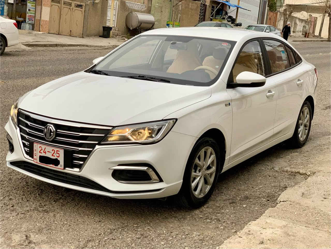 MG5 standard plus 2025  ✴️
❇️ستنادارد پڵەس- تەنها 500 کم ڕۆشتووە-٦ ساڵ زەمانی شەریکە-نوقتەی  پێوە نیە - دوو مانگ و نیوی ماوە بۆ ڕەقەم 
ئۆتۆماتیک-دوو مۆدی لێخوڕین-ئۆتۆ لایت -ویلکەپ-ناو زەرد-شاشە گەورە -كامێرا-حاسە-تحدید سرعە ـ ڤۆلیۆم-ABS-تەبرید لەمس -ئاوێنە اشارە-حساس تایە - car play w android
💠بەرگی كوشن و سوکان تەقەڵ و ناوسنوق و گاعی بۆ کراوە
📌شوێن / سلێمانی 
نرخ/ 96 💵
📲*********** السليمانية, العراق
