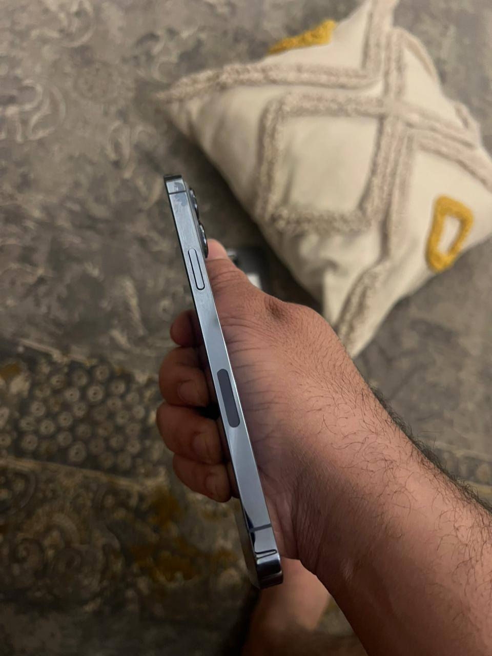 سلام عليكم ١٣ برو ماكس ٢٥٦ جهاز مفول شخط مابي جهاز بيه قطعه اصليه من ابل بطاريه 91 جهاز بدون ملحقات وجهاز وتر  سعر جهاز 575 
*********** مدينه الصدر
