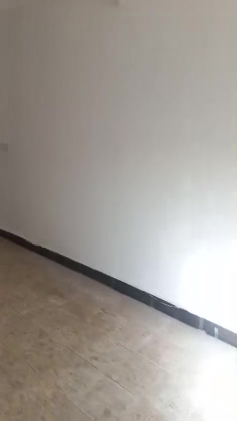 مكلف بالنشر
ايجار بيت طابق ٢ فيه غرفة واستقبال وصالة ومطبخ وحمام وترك خارجي  الموقع الفلاحية قرب شارع ٣٠ قرب ساحة التشابيه للأستفسار مع صاحب الدار ***********
