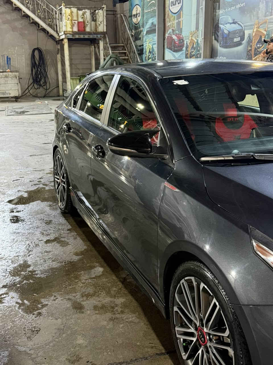 السلام عليكم كيا فورتي موديل 2020 جيتي لاين فول مواصفات أمريكي السياره حادثها جاملغ خلفي مصلح السياره جاهزه مجهزه تبريد ثلج تدفئه كلها مكفوله السياره رقم أربيل باسمي تحويل ثاني يوم السعر ١٢٧ و بيها مجال 
***********
