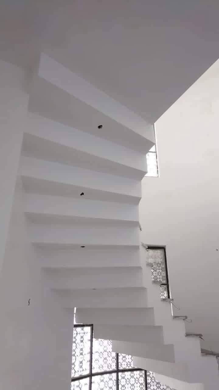 خلفه لبخ وبياض يوميه مگطوعه متفرغ حاليا
***********
