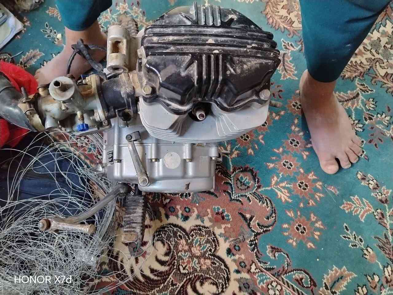 سلام عليكم مكينه سيجي 2025مبدل بيها كاور بس نضيفه  السعر خاص الموشراي لا يتعبني رجائن ***********
