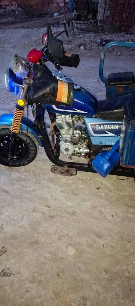 سلام عليكم ستوته موديل 20رقم وسنويه ستوته خير من الله مكينه حلوه وناعمه لا كص لا لحيم شاصي مكفول ركبه مكفوله كهربائيات شغاله سلف ستوته ما ناقصه شي مكانه واسط الكوت السعر أنتصل***********
