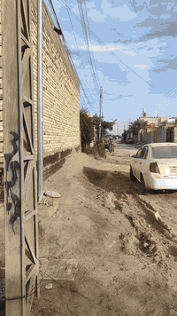 🏠 هيكل للبيع (ركن) - حي الرسول
​المساحة: 150 متر (10×15).
​المواصفات: بناء طابوق مسقف كونكريت ، سند حر.
​الموقع: قريب من الشارع العام (50 متر فقط).
​السعر: 68 مليون.
​📞 للتواصل (ابومهدي ): ***********
