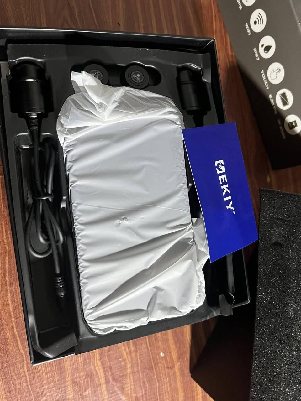 السلام عليكم اخوان قطعه تحفه فنيه شوف المواصفات وحكم يم اعلى سعر وبالعافيه ع ياخذها


**إذا كنت صاحب هذا الإعلان وتريد حذفه لأي سبب، رجاءا أرسل رسالة إلى الدعم الفني**