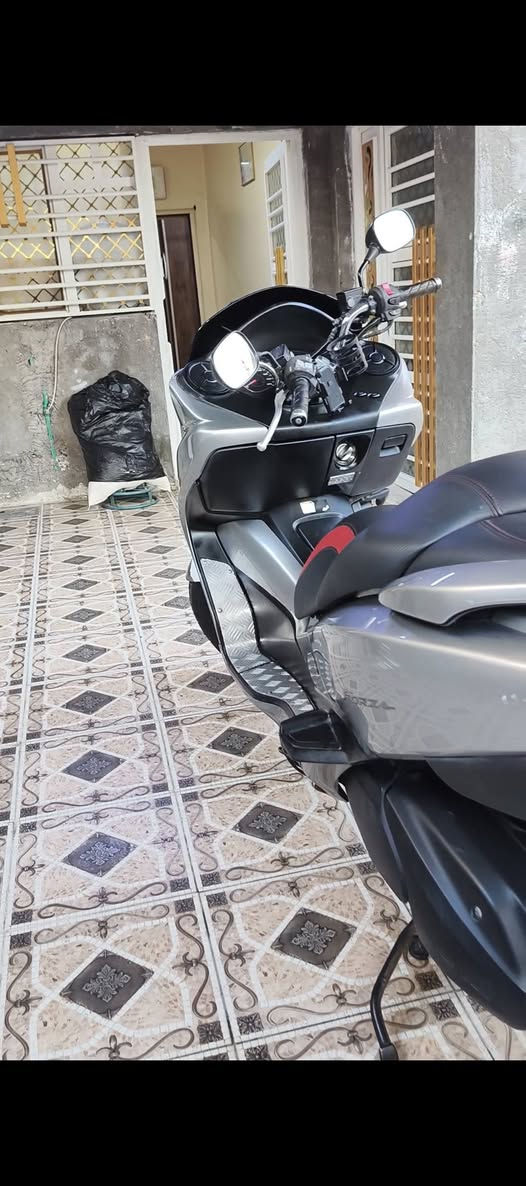السلام عليكم …فورزه صفر 10اخت الرمبه مكينه مكفوله من التنقيص والتبخير كير اوتو + عادي 7 تحويلات كله شغاله دراجه ترايك وين ما يعجبك حساس ستان شغال دراجه جاهزه مال جناي دوشمة كشن اصلي منضومة زنون 3الوان دوسات نيكل ممشة دراجة 50الف حقيقي مكاني ديالى بعقوبه متلكون بهيج نضافة وبهل سعر مليون و500وبيها مجال شي ***********
