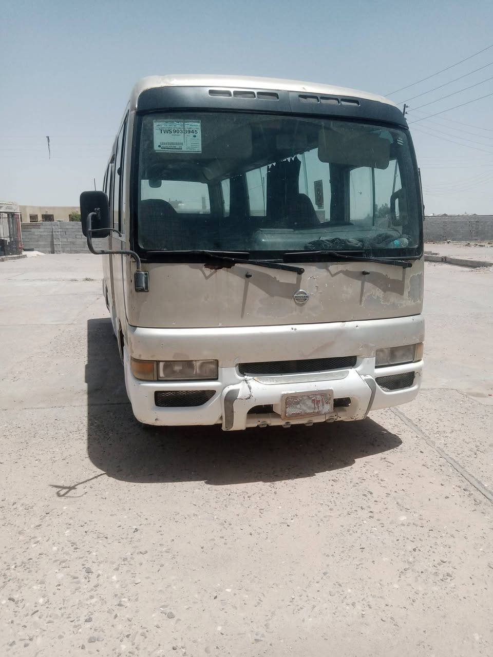 كوستر نيسان موديل 2002 محرك بطه اوتماتيك سياره مكفوله بس تحتاج صبغ سياره تحويل رقم بصره والماللك بصره السعر 85 وبيها مجال بصيط المكان بصره  طريق سفوان تصال ع رقم بي وتساب ***********
