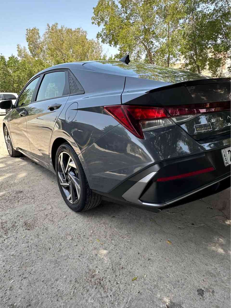 لانتره موديل 25رقم اربيل باسمي تحويل مباشر سياره حادثها كما موضح بل صور فقط قبق صندوق 
ماشيه 19
المواصفات
بصمه 
رادار امامي خلفي 
اشاره ترحيب عنده لاقتراب 
تشغيل عن بعد 
سياره selسبورت 
رقم 
*********** بغداد, العراق
