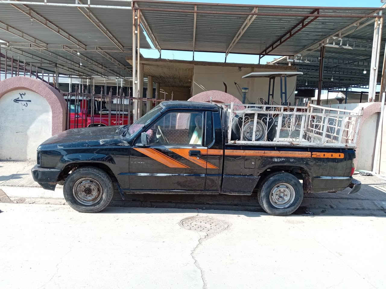 للبيع بكم متسيبوشي اصلوليه شرط وكاله عامه لك حق اتحويل
موديل ١٩٨٩  للاستفسار الاتصال على الرقم التالي ***********
