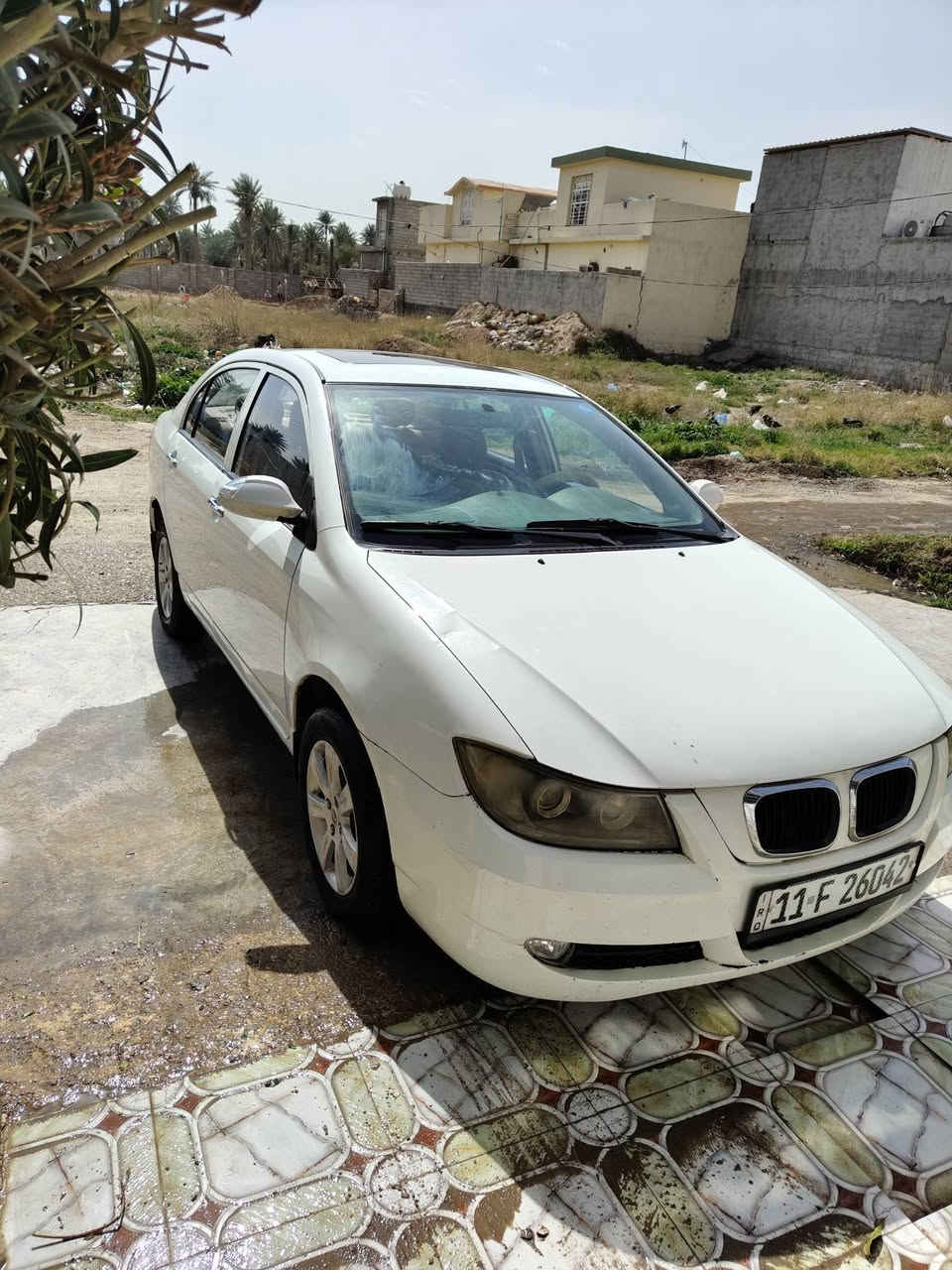 .ليفان موديل 12 سياره بلاديه كله ع بلاد
صدر تايرات باتري مكينه كير كله مكفول 
كير عادي 
شاشه كبيره 
كامره 
تبريد تدفئه 
بيهه نصف جاملغ صبغ فقط 
سياره على وظع الشركه 
رقم بغداد 
السعر 53$
*********** هاتف
العنوان ديالى المقداديه
