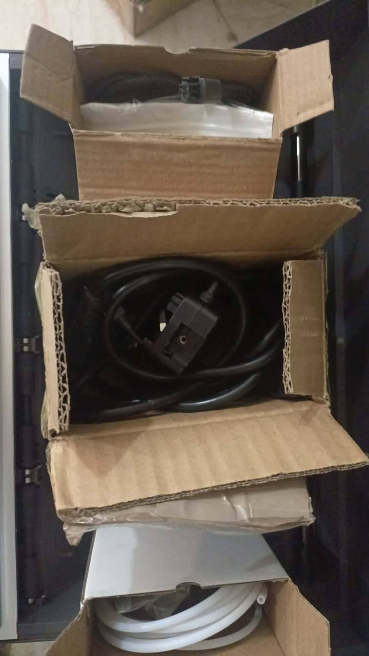 طابعه ANYCUBIC S1 COMBO 
مستخدمه شي قليل كلش 
سعره ٨٦٠ الف وبيها مجال بسيط


**إذا كنت صاحب هذا الإعلان وتريد حذفه لأي سبب، رجاءا أرسل رسالة إلى الدعم الفني**