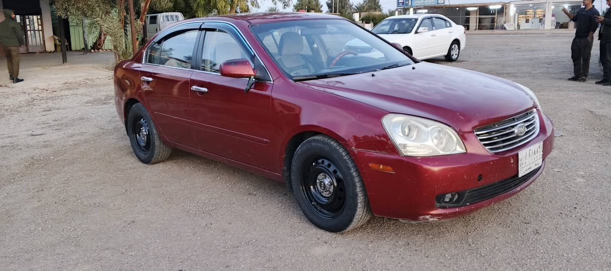 سلام عليكم 
كيا اوبتيما للبيع موديل 8 وارد امريكي محرك 2400 رقم واسط الماني كير محرك جدد السياره مال جناي تبريد كهربائيات كلها شغاله السياره مكفوله من الضربه بيها صبغ قليل وبيها جرد قليل السعر 103 بيه مجال 
العنوان بابل شوملي 
***********
