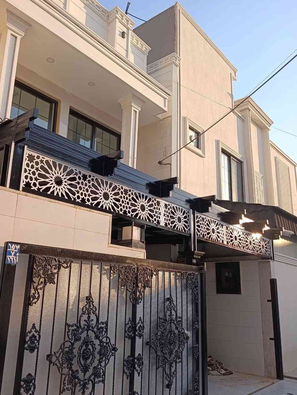 علي حداد في اربيل
لكافة انواع القمريات  و الكتايب 
و ابواب ومحجلات
وقرميط و ديكورات و مخزنات و كرفانات 
وكافه شغل حدادة 
في كافة مجمعات اربيل 
للمزيد من معلومات اتوصلو ع ارقام التالي 
***********   👈 فايبر و اتس اب 
*********** كورك
