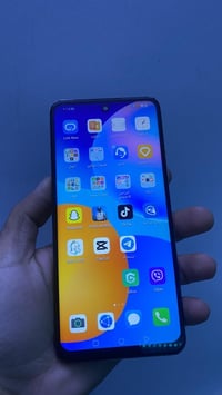 هونر هونرX7a ذاكرة 128 شغال فقط بي فطر سعرة 50 الف 07701010795 مكاني ب...