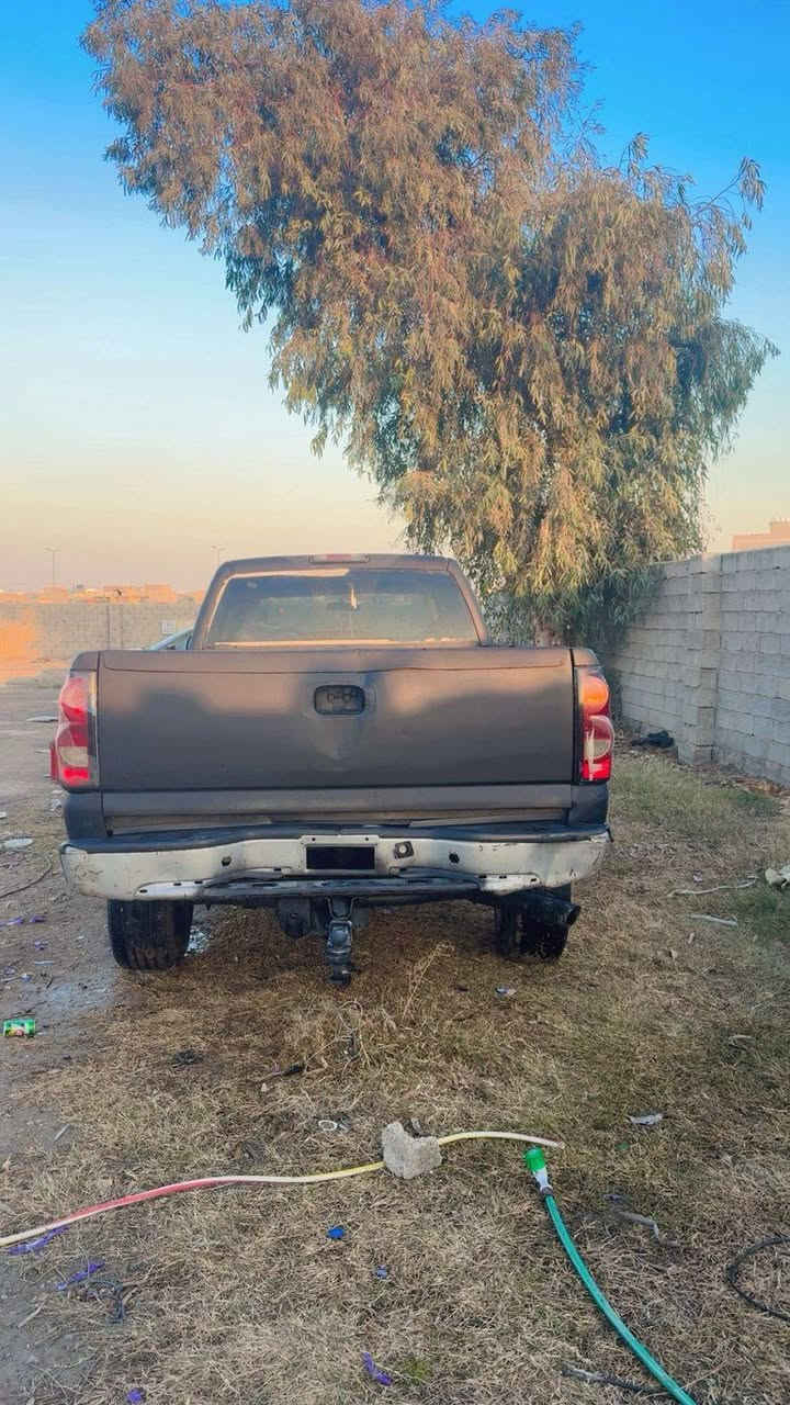 السلام عليكم للبيع 2006 مزاد وزاره الداخليه سياره جاهزه وشغاله***********
