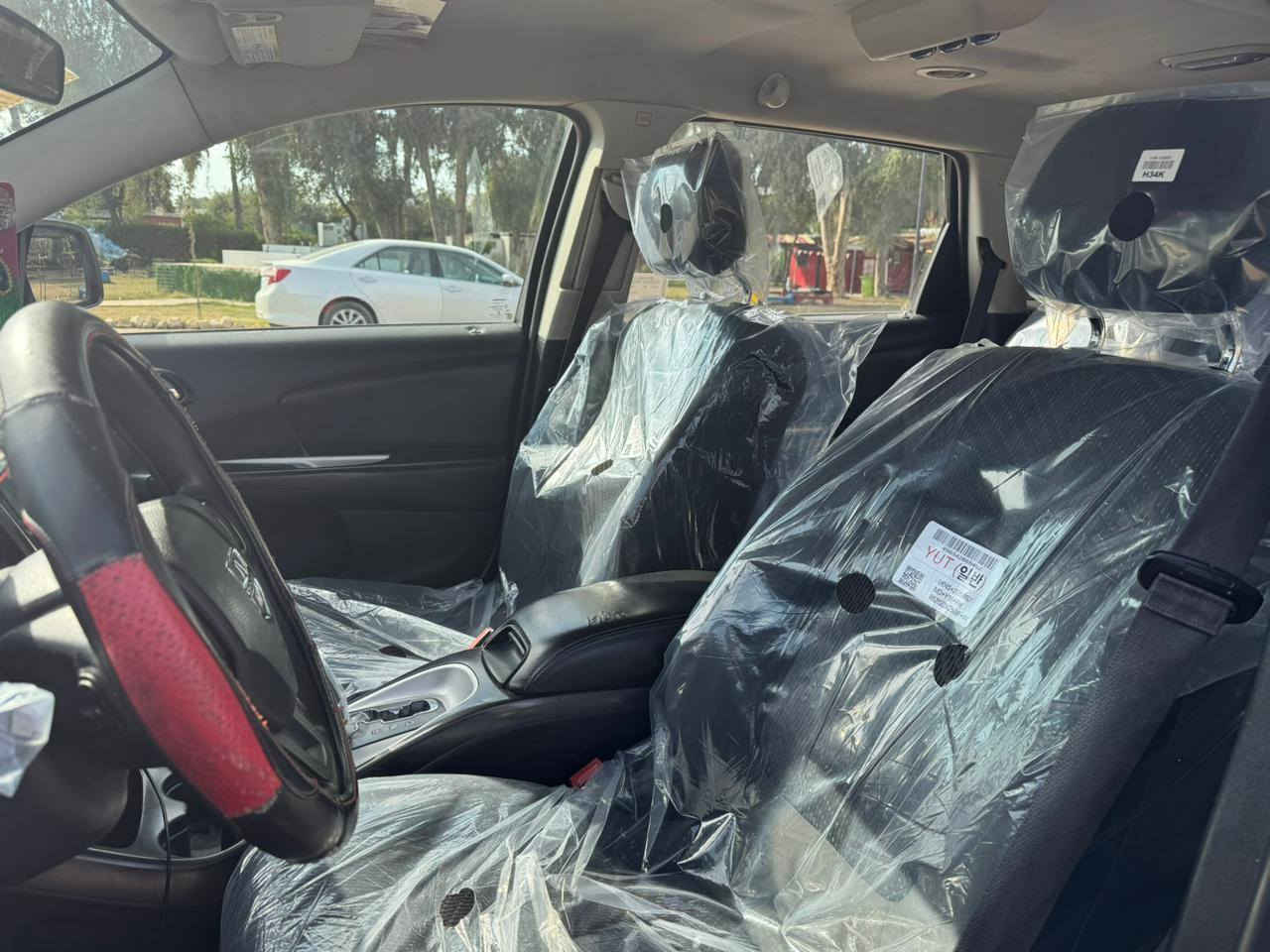 السلام عليكم
دوج جورني 
موديل 17
4 سلندر
2400 
 السياره جديد
رقمها سليمانيه التحديث الجديد
تحويل مباشر
جاهزة من محرك كير كهربائيات مابيها  نقص السياره جديده
 حادثه جاملغ وشويه بل بنيد بس بدون دواخل
 موصفاته بصمه تحكم ستيرن مثبت سرعه ثلاث قطه تبريد منفصل دخول ذكي الأبواب أناره داخليه شاشه زغيره 7راكب  السياره هواي مواصفات بيه
السياره احلا من الصور بهواي جديده كارتون
 سعره 135
 الرقم :‏‪0773 644 7382‬‏
مكان السياره بغداد
