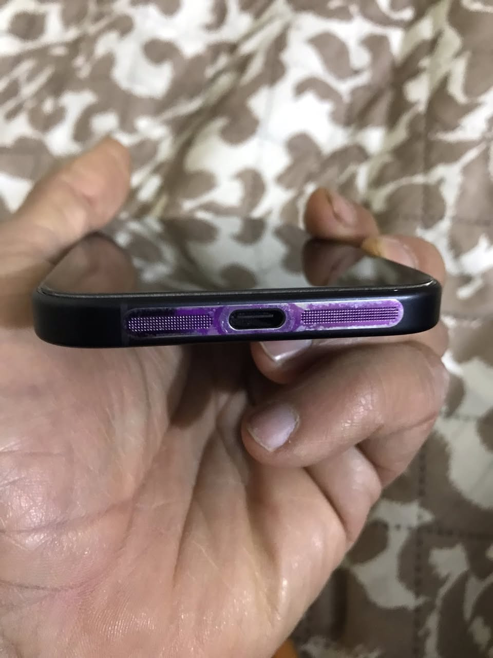 ايفون١٦عادي ماستر بطارية ٩٩ذ١٢٨ السعر٨٢٥لتواصل***********بغداد
