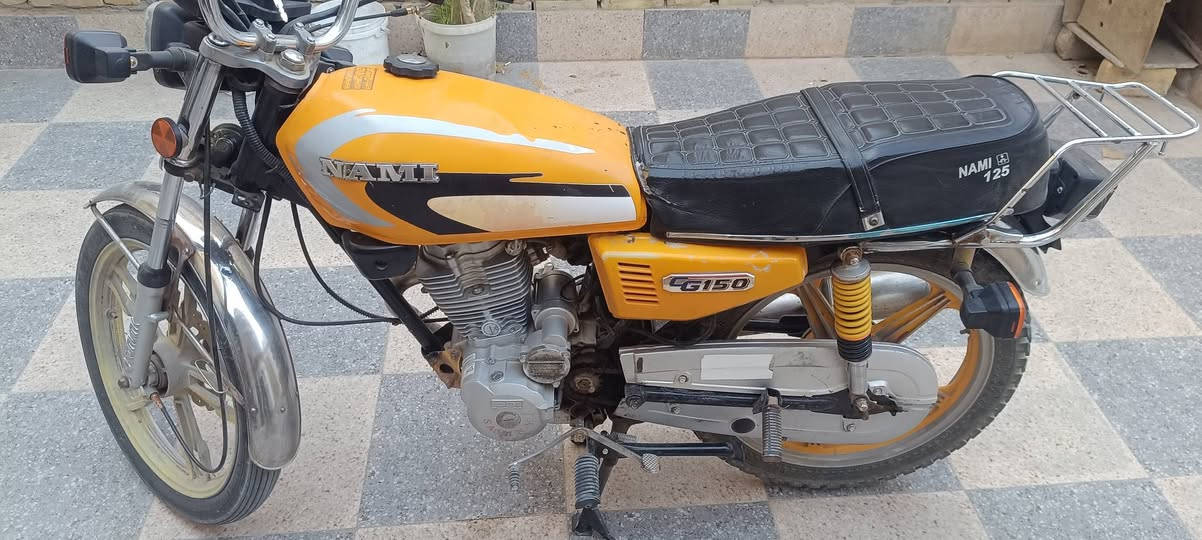 السلام عليكم دراجه للبيع سافان مديل ٢١.كهربائيات شغاله كلها  دراجه كلك كلك سعر ٤٥٠ مكاني شطره


**إذا كنت صاحب هذا الإعلان وتريد حذفه لأي سبب، رجاءا أرسل رسالة إلى الدعم الفني**