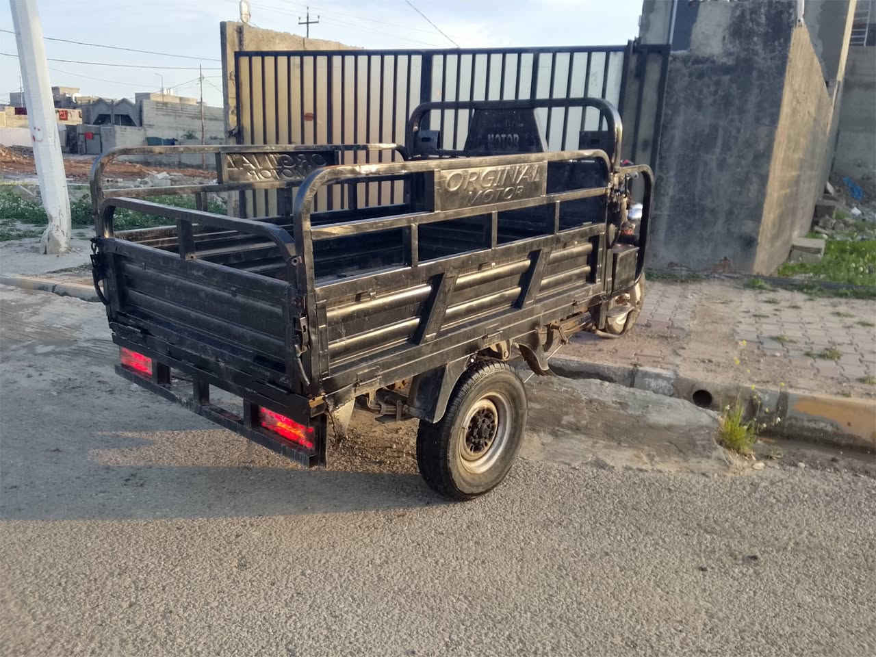 ستوته2023 محرك ولا صرف ولا بخار كهربائيات شغاله ركبه وشاصي بل شرط. الستوته جاهزه مال شغل كلش حلوه كهربائيات تشتغل تخم تايره جديد السعر 850 بيها مجال للطيبين//***********///***********
