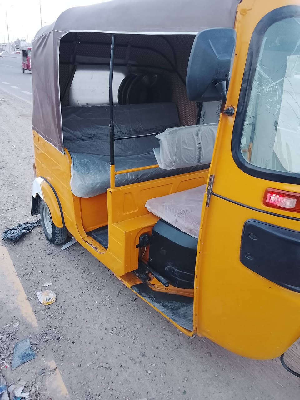 سلام عليكم تكتك البيع موديل 2020 رقم بغداد مكاني ديالى الخالص هاذة رقمي. ***********
