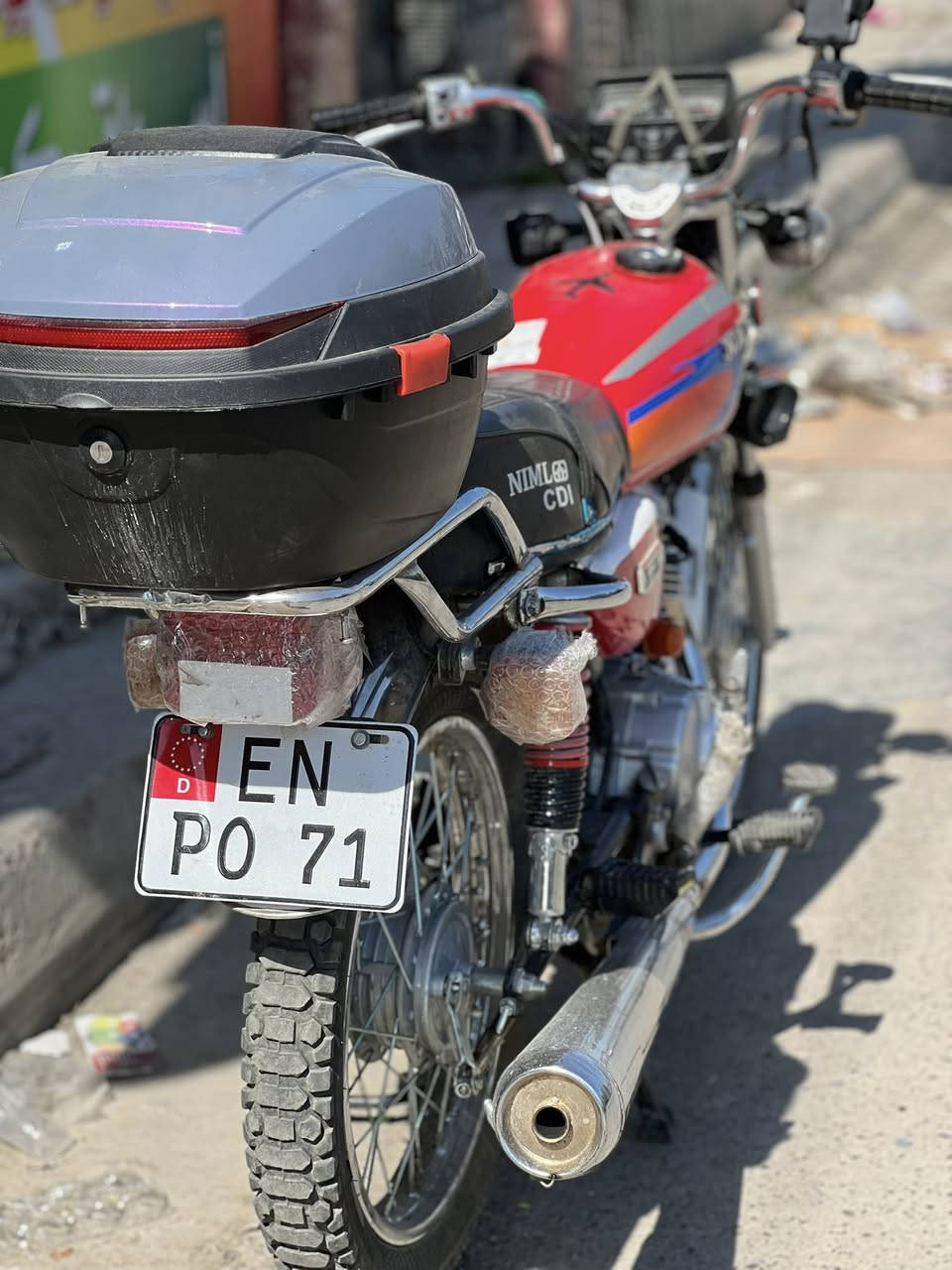 سلام عليكم نامه أربعه كير دراجة خير من الله كامله مكمله وصينيت الزنجيل موجوده دراجة ماعازهة برغي شوفت عينك أوراق كامله مكمله مكينه مامفتوحة عنواني بغداد شهداء البياع  هـ***********بي واتساب
