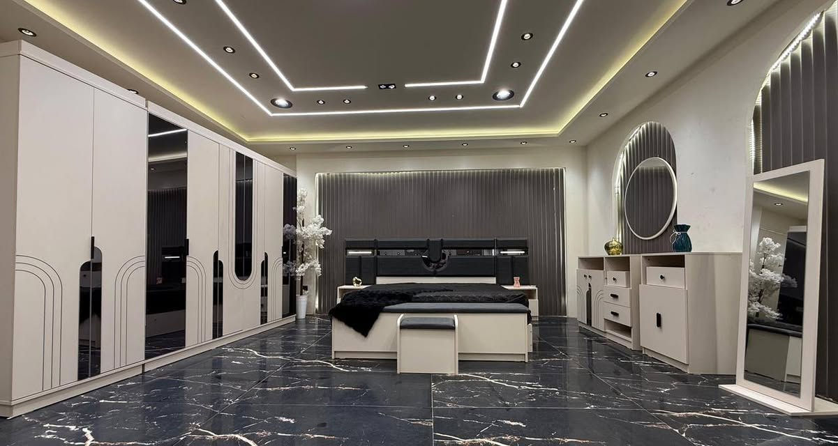 عرض تخفيض اسعار لمده محدوده غرف نوم تركي 10 قطع كنتور 8 ابواب طول الكنتور 3متر و 20 سم الارتفاع مترين و 10 سم 
ضهر بلوك 8 ملم 
جربايه وي الكومديات 3متر 
الجربايه مخزن جكات 
 السعر مليون و 350 الف فقط 🔥 
للحجز والاستفسار راسلونا وات ساب 
  ***********
  البصره 
 نقل وشد داخل مركز البصره مجاني توجد خدمه توصيل للاقضيه و النواحي والمحافظات الجنوبيه بأسعار مناسبه ملاحظه ما تدفع اي مبلغ قبل لا تنشد و تكمل ابيتك عليكم بس تنزيل الكراتين من السياره لداخل البيت
