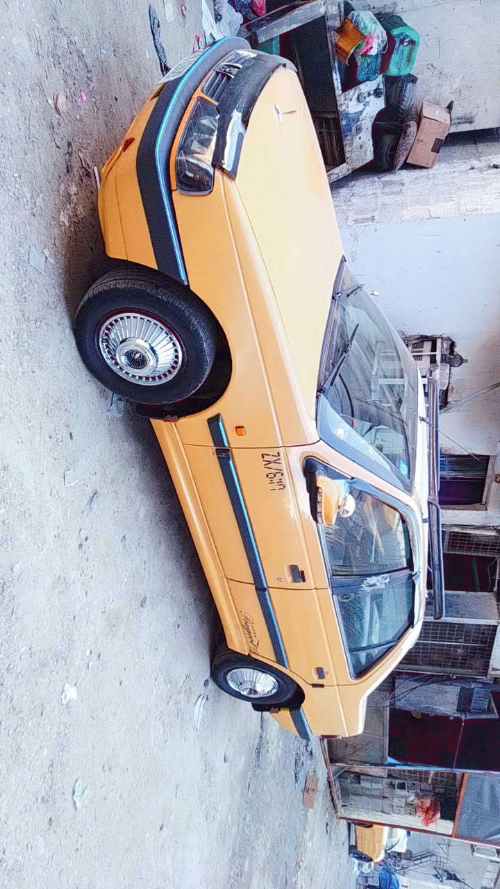 السلام عليكم بيجو جيلكس 2012مكفوله السعر 35وبيه مجال شي بسيط والسياره احلى من الصور العنوان بغداد البياع الرقم ***********
