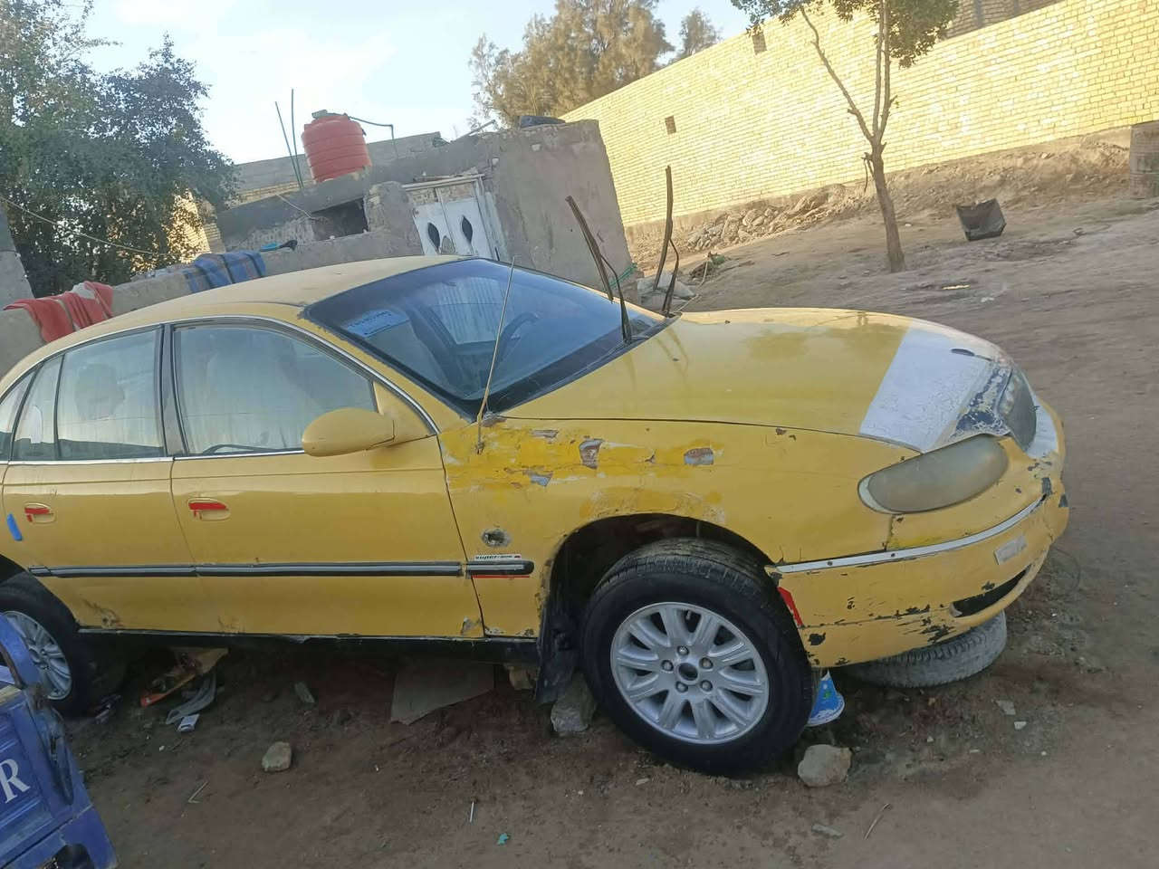 لبيع مراوس الموديل 2002محرك كير شرط كوم حديد مكان السماوه رقم الموبايل ***********
