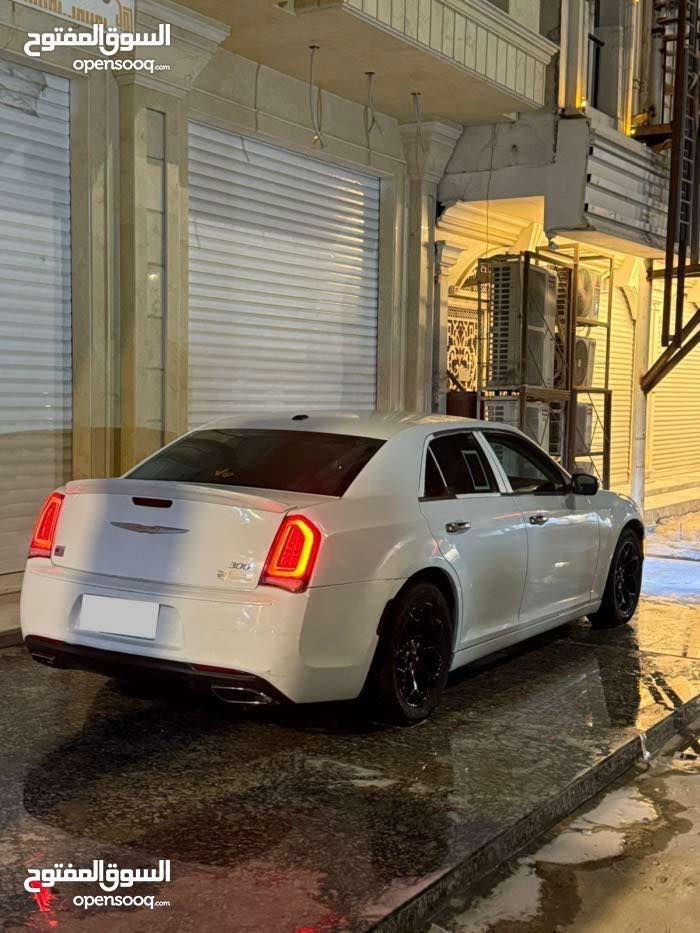 اوباما 2013 بصره حره تحويل وراد كندي دواخل عسلي مكفوله من اي ضربه لا بالخارج ولا بالعراق وهيه وراد كندي داخله كلين وحتى بالعراق مكفوله من اي ضربه والحمدلله بيه فقط صبغ . تجميل نص البنيد والجاملغ الامامي الايمن جزء منه مو كله والبيبان باب الصدر وباب خلف الصدر بيهن نصف صبغ يعني جزء منهن مو كلهن صبغ تقريبا نف الباب يعني السياره كله بيه 3 قطع صبغ فقط وبدون اي ضربه بجم كبس وبدون اي حادث فقط 3 قطع صبغ فقط وبدون اي حادث الباقي مكفول لايت زنون الأصلي يعني نهار عالي وناصي سعره 200 دولار السعر 158 مجال قليل استفسار ع رقمي ***********اضغط لإظهار رقم الهاتف متواجد واتساب او اتصال 
 واتساب او اتصال اضغط لإظهار رقم الهاتف***********
