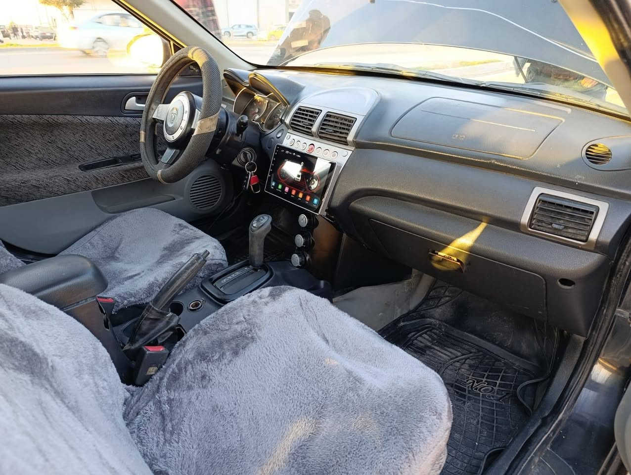 للبيع بروتون 
موديل ٢٠٠٩
كير اوتوماتيك 
كير ومحرك بدون عيب
جام كهربائي 
تبريد شغال 
تدفئة شغال 
بي ٤ قطع صبغ
سعر  ٤٨.    بي مجال
مكان كركوك
***********

*********** كركوك, العراق
