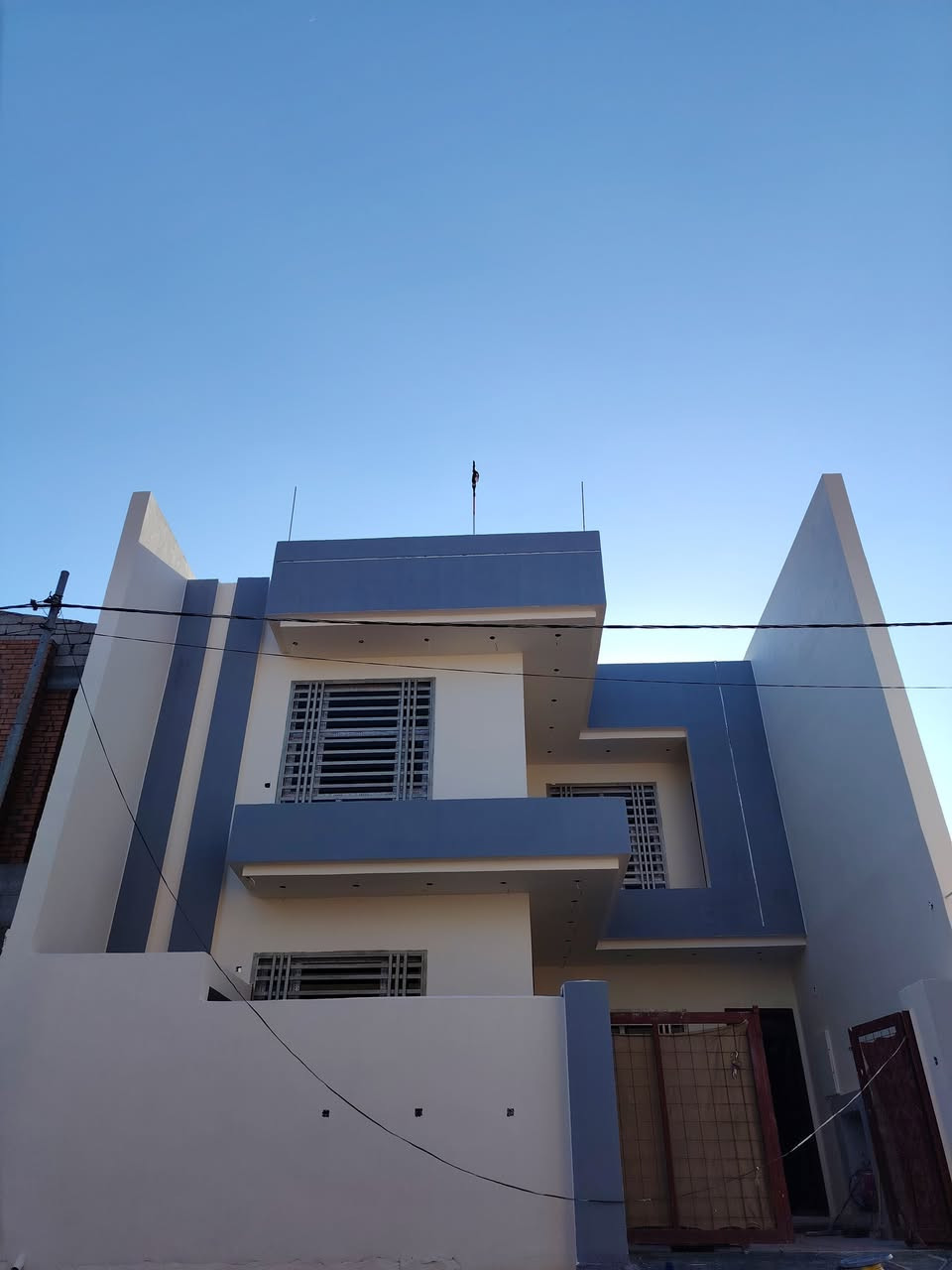 كل ماهو جديد تجدونه في محلات الطائي الاصباغ والديكور العنوان ديالى بلدروز مجاور مدرسه الفتوه شارع العام 
اعمال استاذ المعدل 
@ابو خليل  ***********
