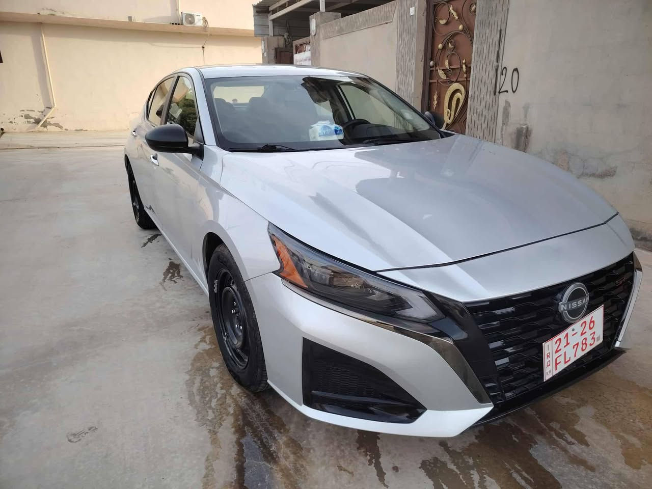 نيسان التما موديل ٢٤ كاتي حادثه ثلاث قطع اثنين تبديل ولباب السايق اكلير امريكا سونر موجود ويه الصور مواصفته بصمه تشغيل عن بعد رادرات تنبيه اربع جهات زنون ليد نهاري تخم تاير جديد كبات موجود اسبر منازل السعر 142 وبيه مجال 

للاستفسار اتصال بالرقم ***********
