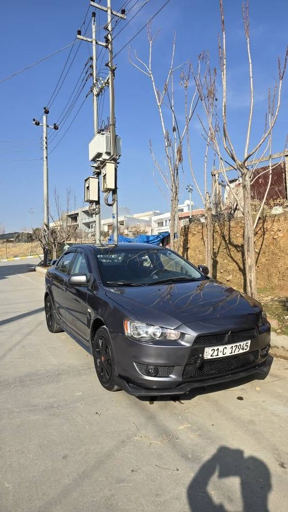 سڵاوی خواتان لێبێت ...لانسەری قرش نەوتی مۆدێل 2010 سەنەوی تا 2030 تازەیە چوارمانگ کەمتر ڕەقەم تازەیە بەشەرتی تەقەو ڕەقە ماڵی دۆستە مەسرەفی تیا نیە مەکینەی کەمێک بووخاری هەیە بە عام لانسەر وایە و موشکلەی نیە شاشە کار پلەی جوانکاریم بۆ کردووە ئاوێنە کارەبای ئۆتۆماتیک مەکینە 20 مەرغوب بەناوی خۆمەوەیە یەک قرچی بچوکی هەیە چەمەلەخی پێشەوە سایەق ناوی نەگرتووە 5 پارچەیم بۆیاخ کردۆتەوە لەسەر ساخی وێنەی پێشوویم لایە abs و کامێرەی دواوە بەرنامەی vidure تیایە 64 گێگا تەسویری دواو پێشی سەیارەکە ئەکا بەردەوام بەشەرتی گێڕ و مەکینەو تەحویل سەقفیشی کەمێک کاڵبۆتەوە وەک سنوقەکە لەزگەم لێیاوە بۆ جوانی 95 گەڵا و معامەلە***********
***********
سلێمانی السليمانية, العراق
