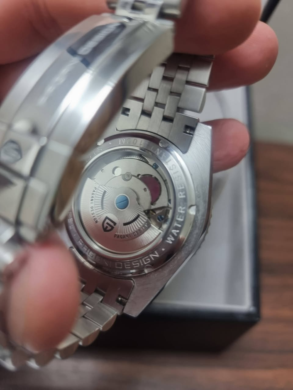 ساعه باجاني دزاين
اصليه 100/100
ملبوسه ٣مرات
نضافه 99
مزاد يبدي من 50الف


**إذا كنت صاحب هذا الإعلان وتريد حذفه لأي سبب، رجاءا أرسل رسالة إلى الدعم الفني**