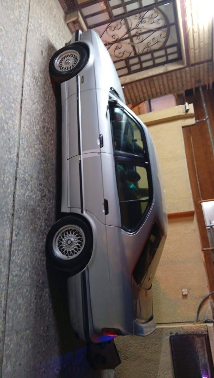 السلام عليكم بيم 525
كير محرك صدر كفاله

صبغ جماليه بدون ضربه

تخم تاير جديد كشن كهربائية

تحويل مباشر مشروع وطني

بسمي

السعر 68  بيه مجال بصيط

المكان بغداد***********
