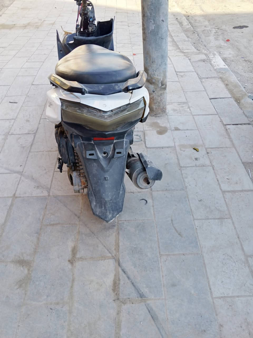 سكنس صيني محرك ياباني مال ماكس عدله مفتوحه مره وحده شغاله سلف+هندر +لايت ضفيرته بعده بلاد مديل 2022 سعر 200 وبيه مجال


**إذا كنت صاحب هذا الإعلان وتريد حذفه لأي سبب، رجاءا أرسل رسالة إلى الدعم الفني**