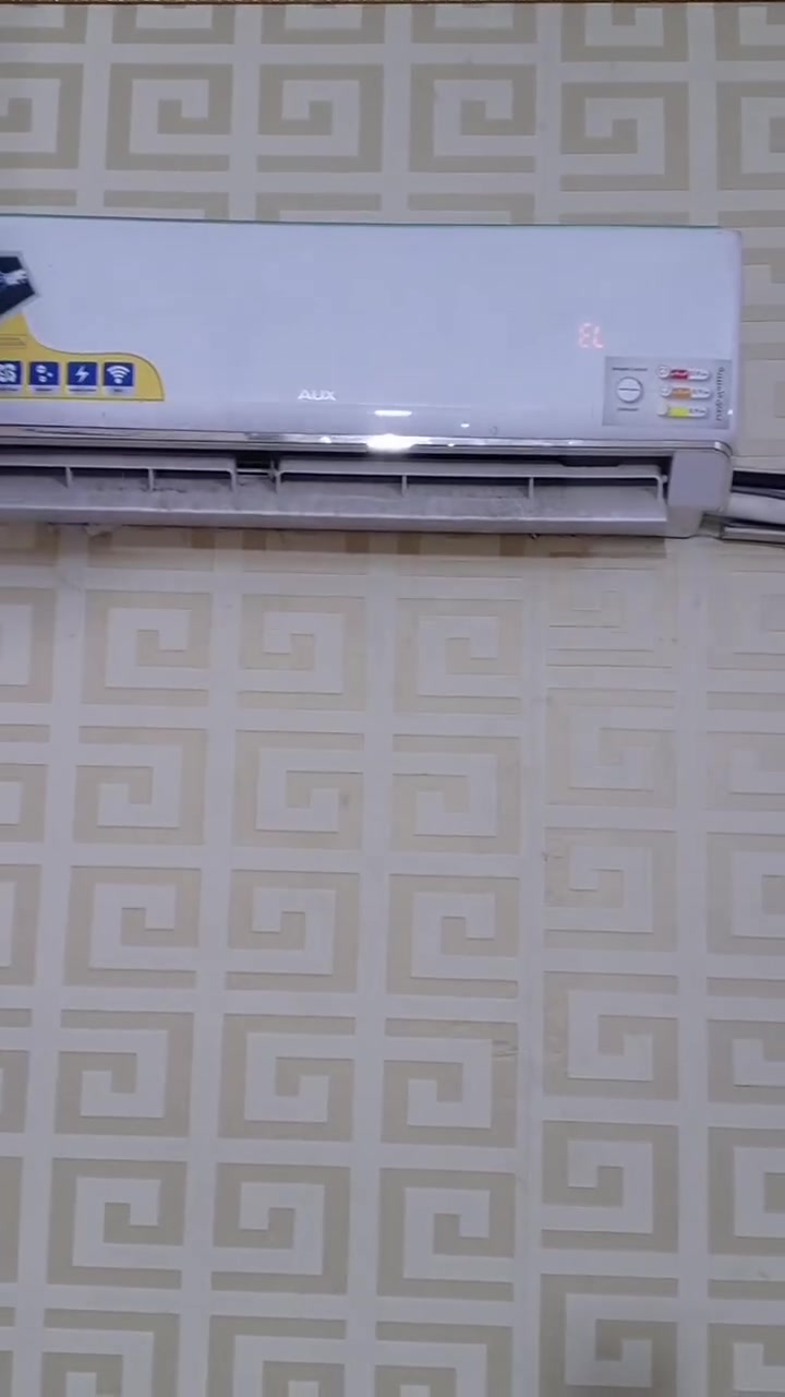 اوكي انفيرتر ١ طن سعره ٣٥٠ الف بغداد السيديه ***********

